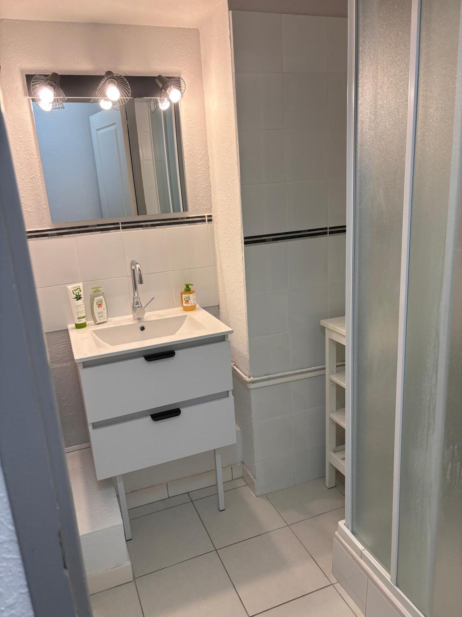 Classe 3 Etoiles Charmant Appartement Cosy Sur Sete Proche De Toutes Commodites, Parking Prive Exterior photo