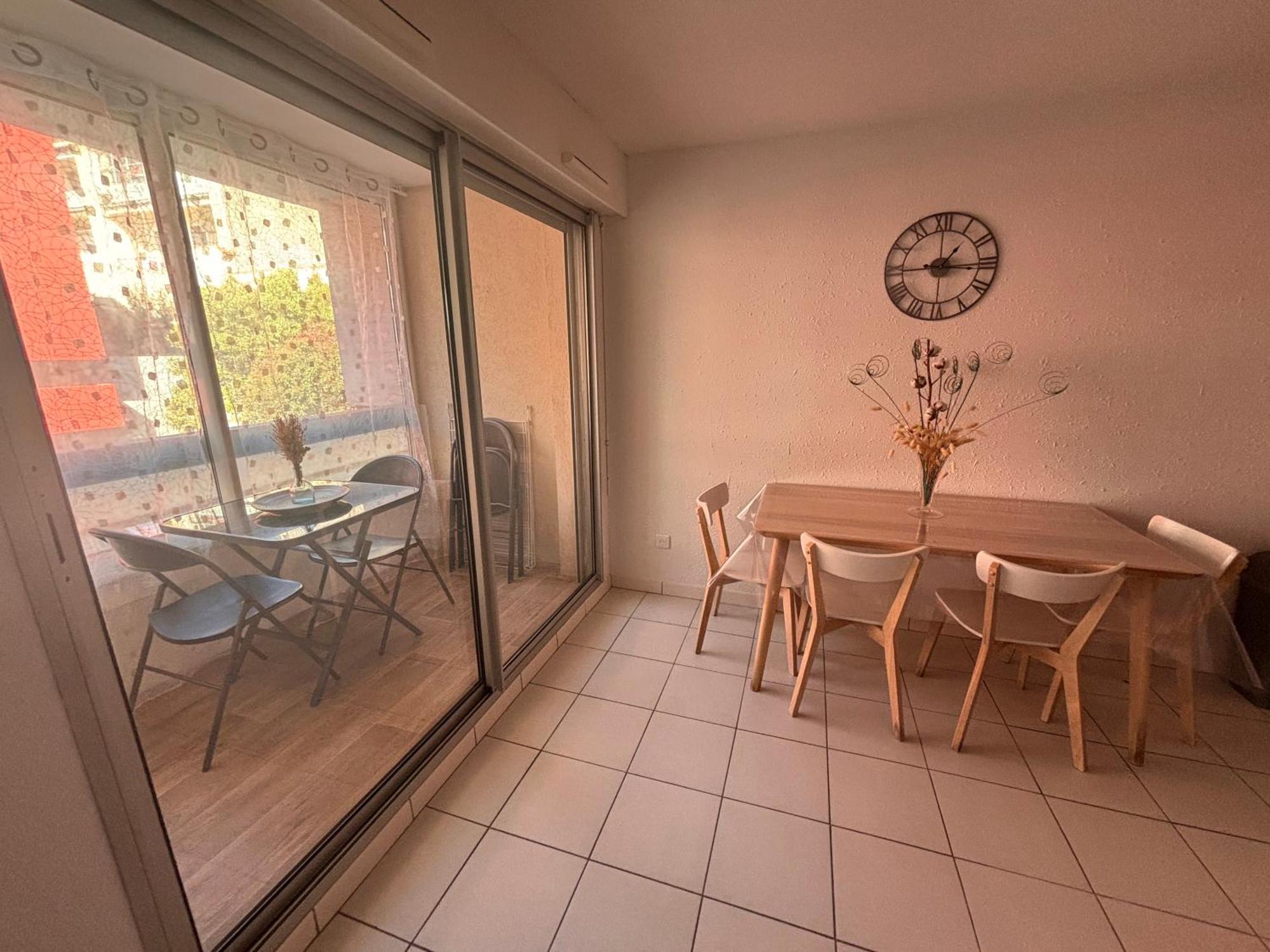 Classe 3 Etoiles Charmant Appartement Cosy Sur Sete Proche De Toutes Commodites, Parking Prive Exterior photo
